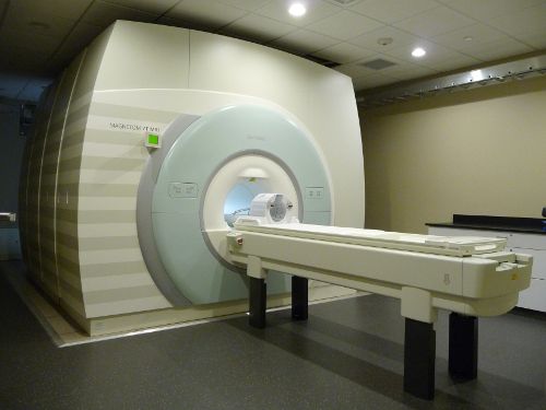 7T MRI